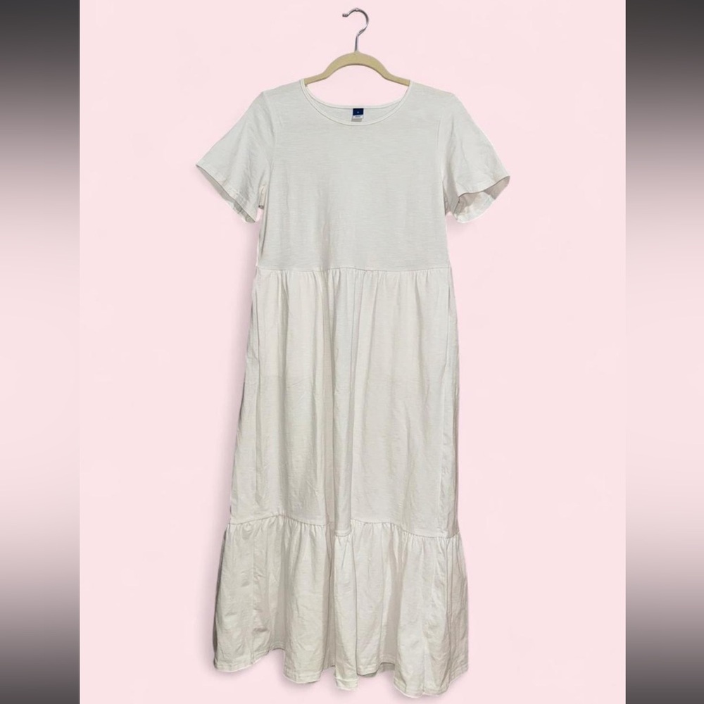 NWT Old Navy White Midi Short Sleeve Tiered Swing Dress 
Women’s Size Medium